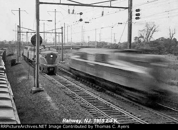 PRR GG-1 Electric, 1959